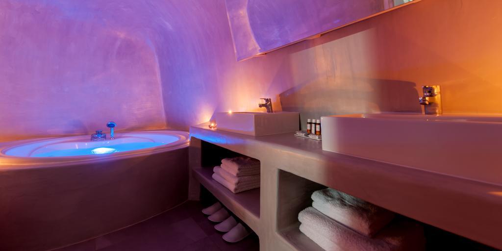 אויה Evmenia Luxury Cave Villa חדר תמונה